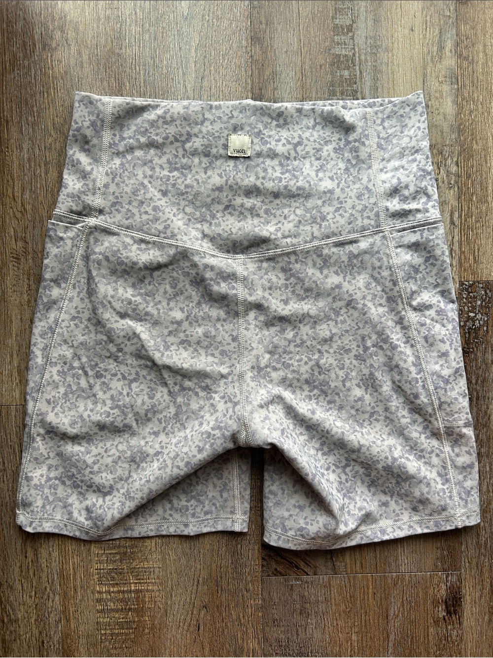 Vuori Women’s Studio Pocket Shorts - Micro Camouflage Gray